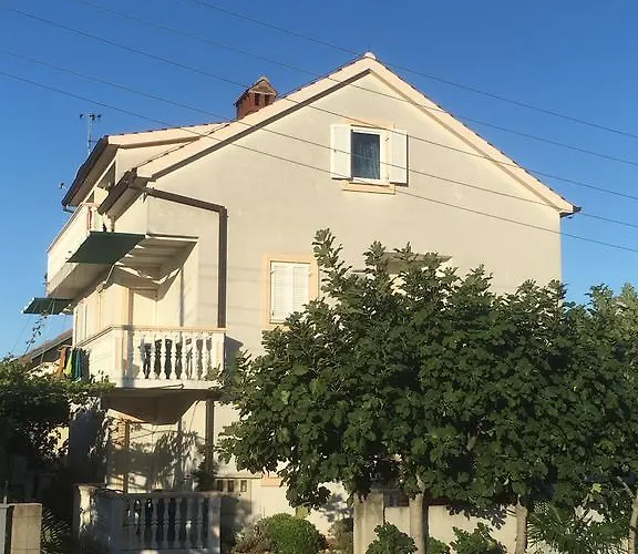 Petra Apartament *