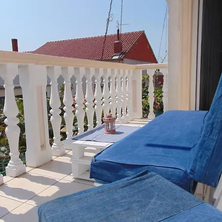 Petra Apartment