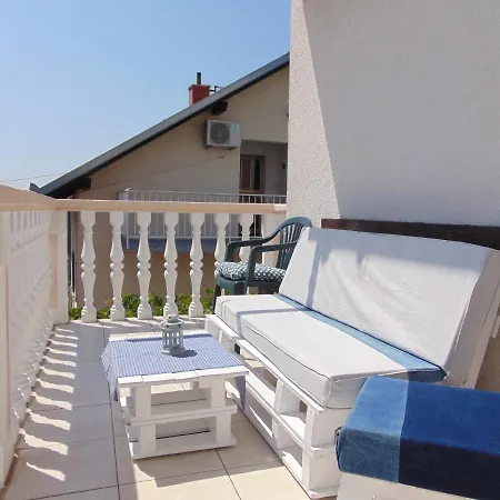 Appartamento Petra Biograd Na Moru