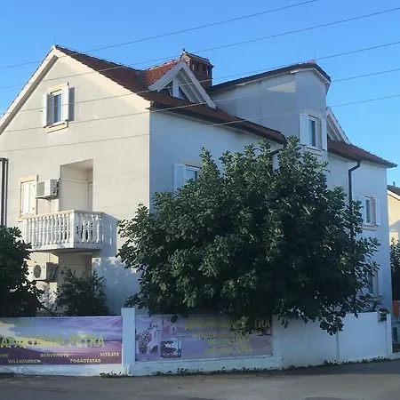 Apartment Petra Biograd Na Moru